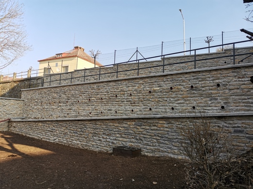 Opěrná zeď - Nové Město nad Metují
